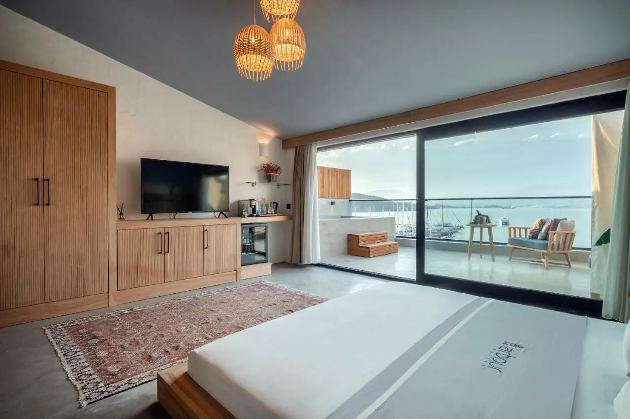 Harbour Suites Fethiye 2*,